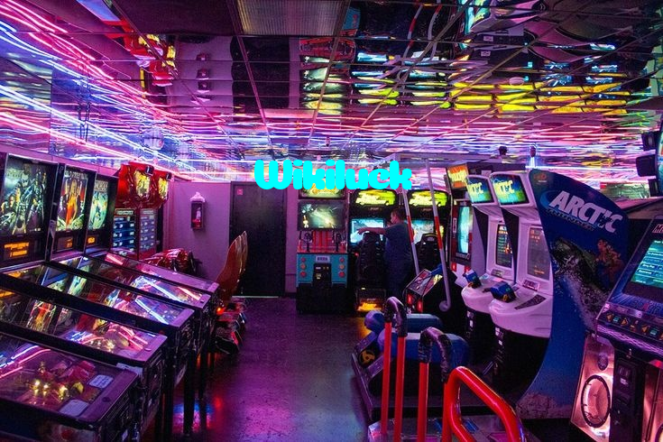 Wikiluck casino presented on mobile device in Pakistan with slots and live games